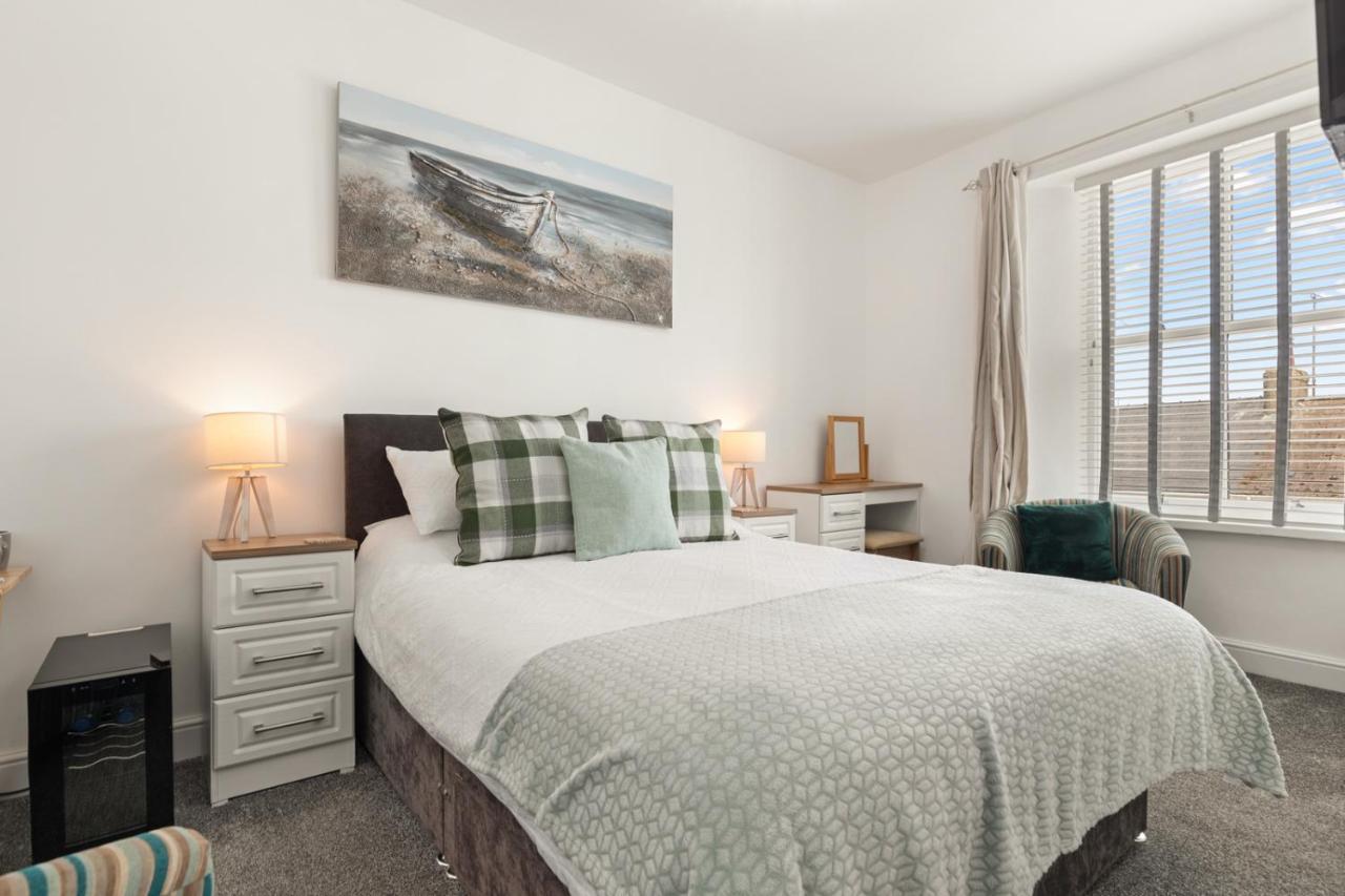 Coach Guest House Tenby Dış mekan fotoğraf