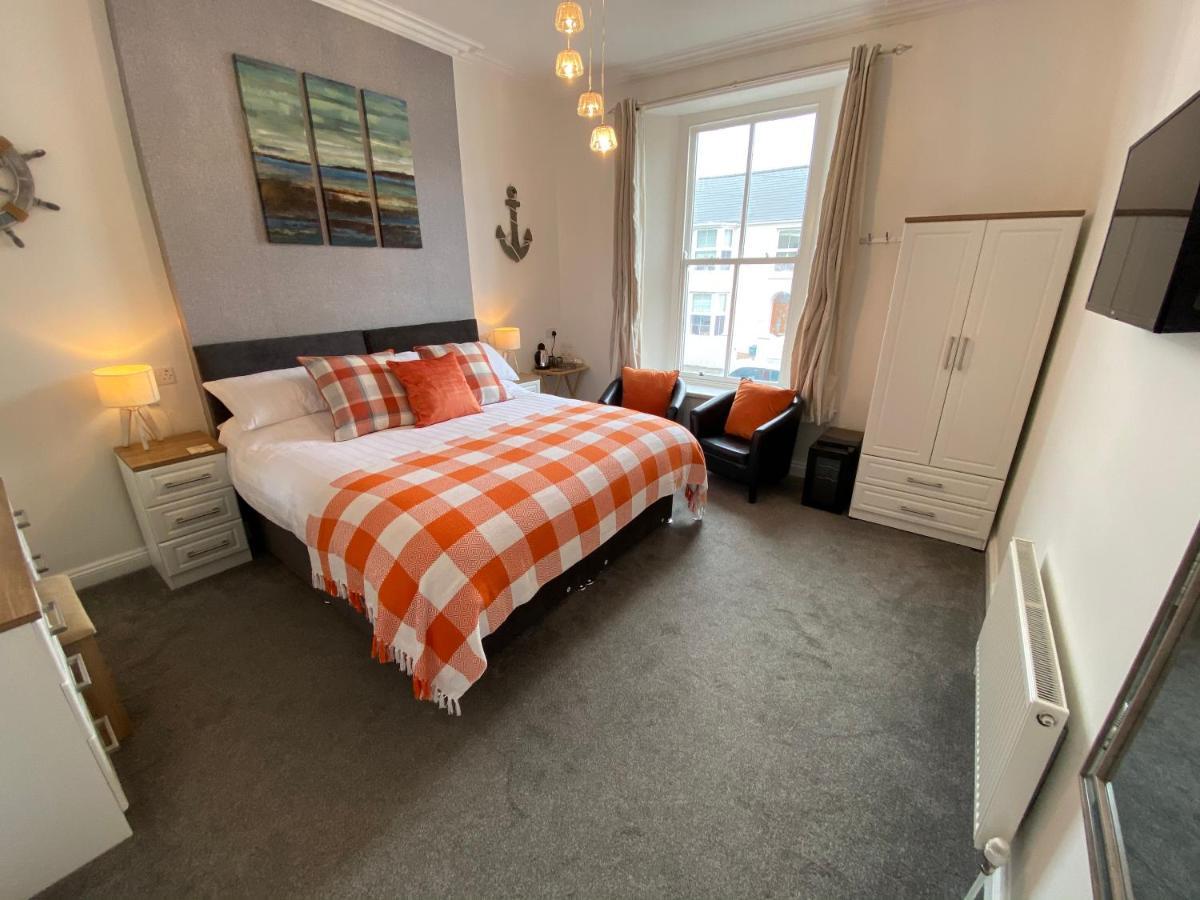 Coach Guest House Tenby Dış mekan fotoğraf