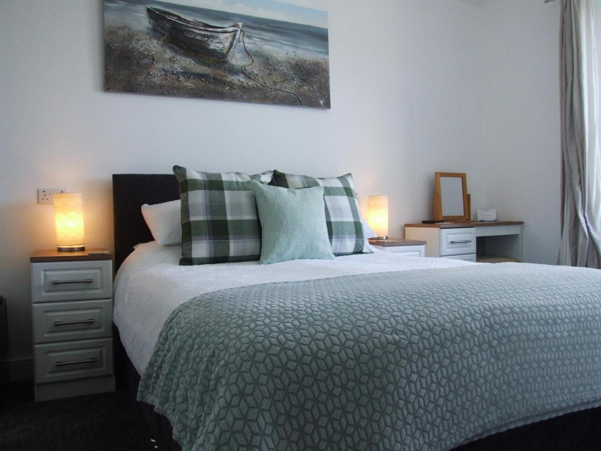 Coach Guest House Tenby Dış mekan fotoğraf